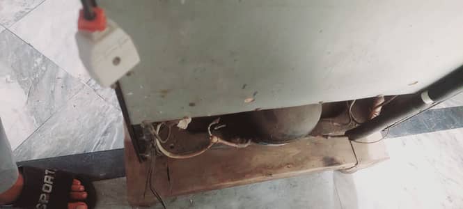 Used Fridge of singer company