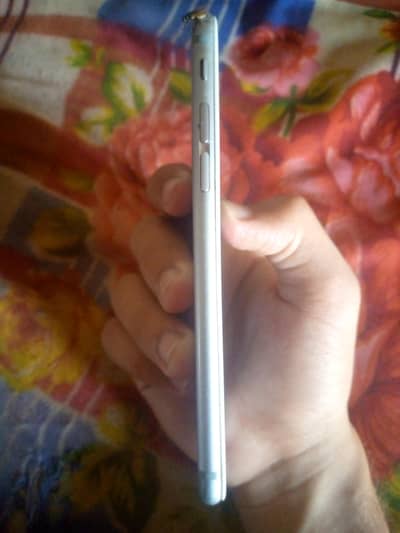 sale I phon urgent