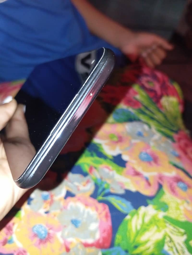 one plus N100 5