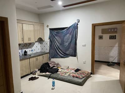 Studio Flat Available for rent 30 seconds Distance from Islamabad expressway