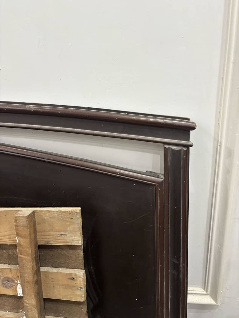 SOLID WOOD KING BED WITH SIDE TABLES 3
