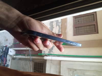 Iphone 12 jv