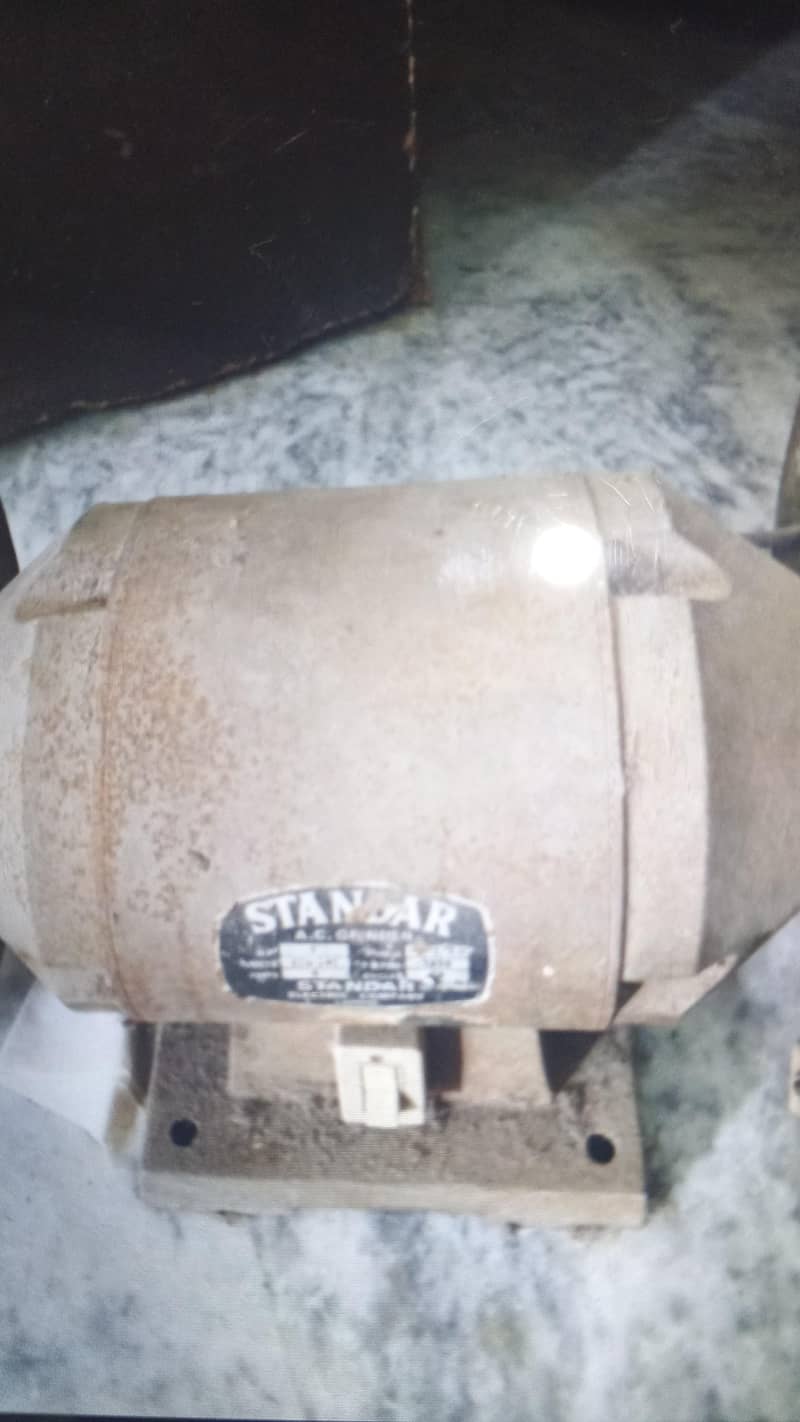 Grinder Machine 1