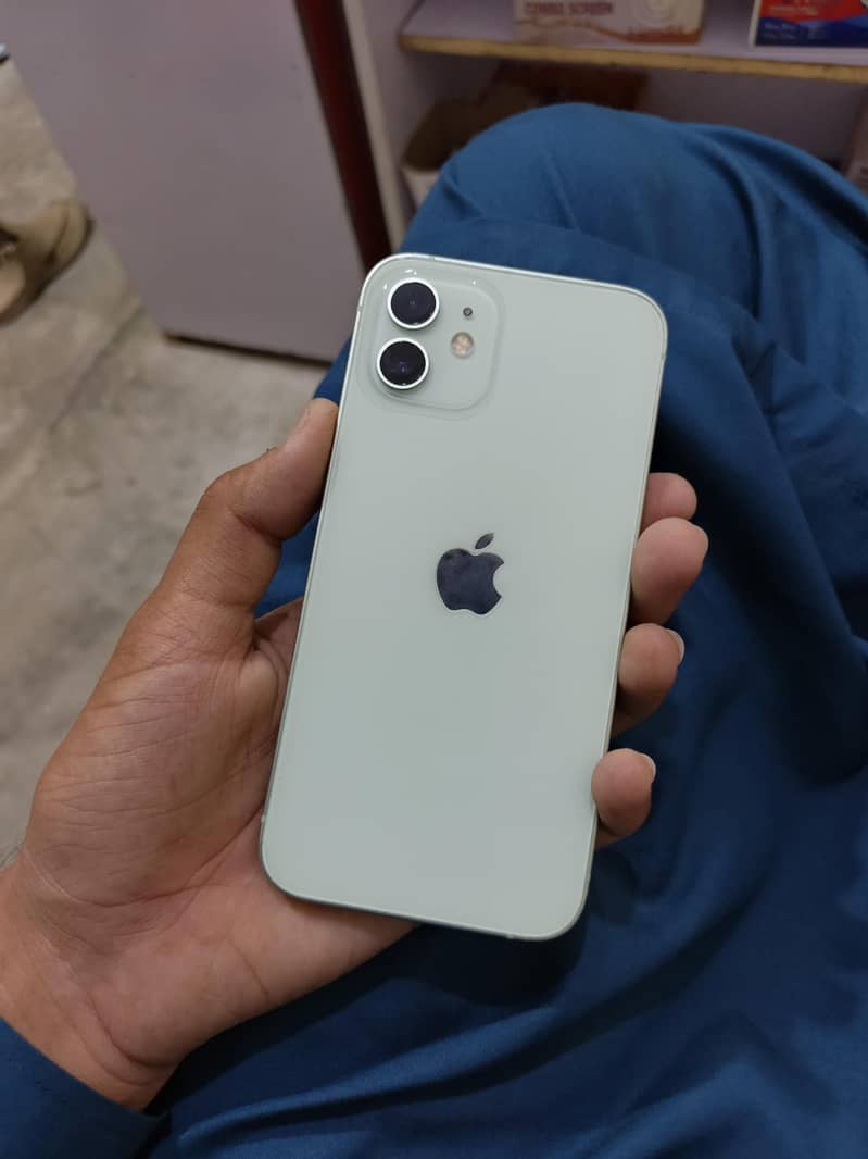 IPhone 12 0