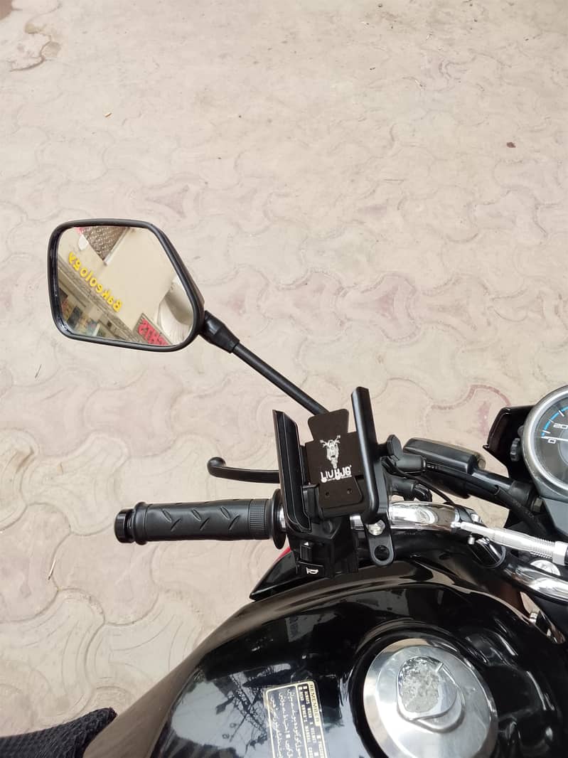 Honda CB150F 0