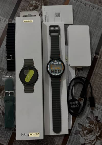 Samsung Galaxy Watch 7 44mm Just Box Opened