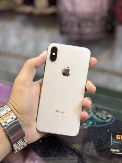 Iphone xs waterpack 0 scratch condition  PTA approved