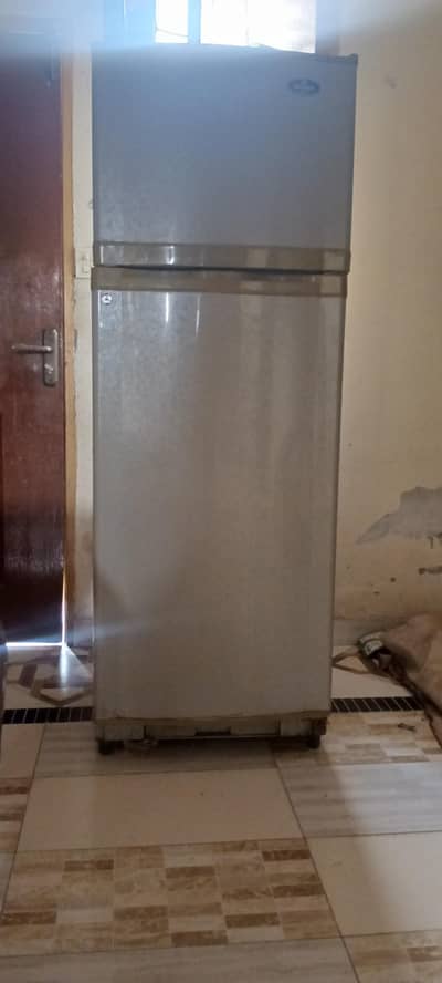 Dawlance refrigerator
