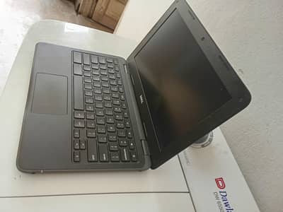 Dell 11-inch Compact Laptop - 10/10 Condition - Fast Performance
