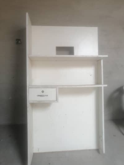 Almari and clinical dispenser