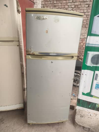 Waves Fridge All Okay