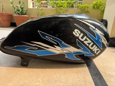 Suzuki fuel tank