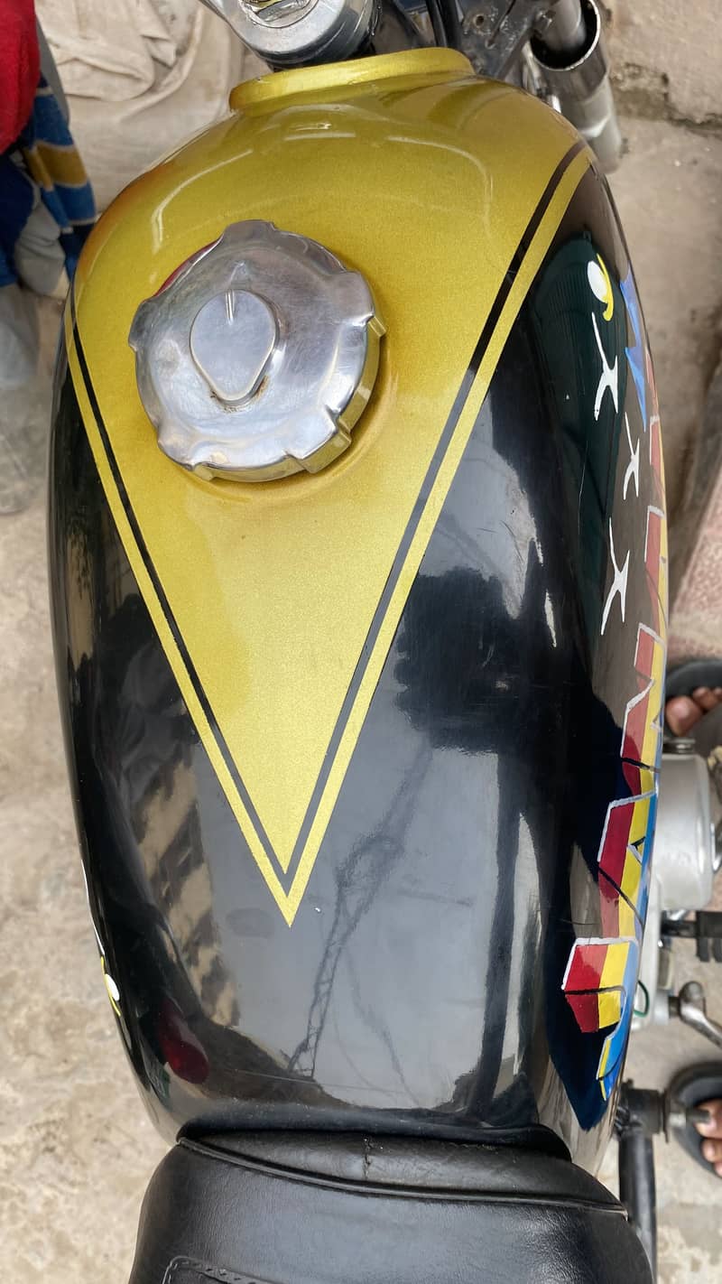 Down model fuel tank 1