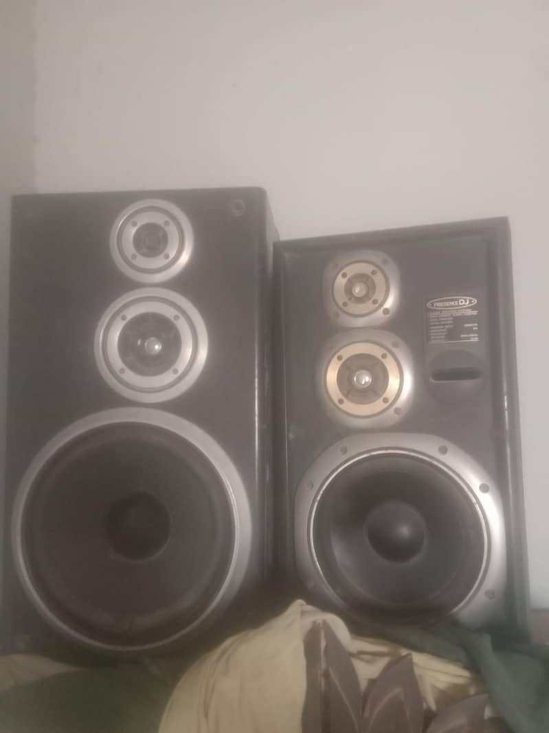 amplifier speaker 3