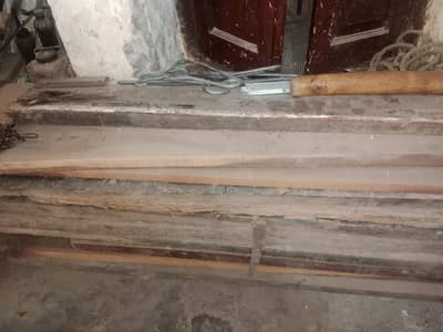 Lakri for sale