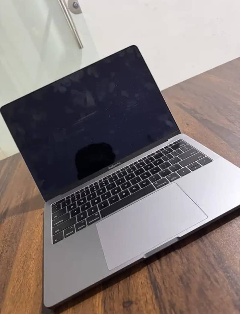 MacBook Pro 2017 1