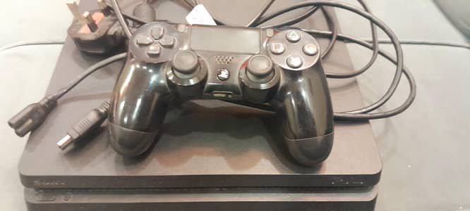 PlayStation 4 500GB