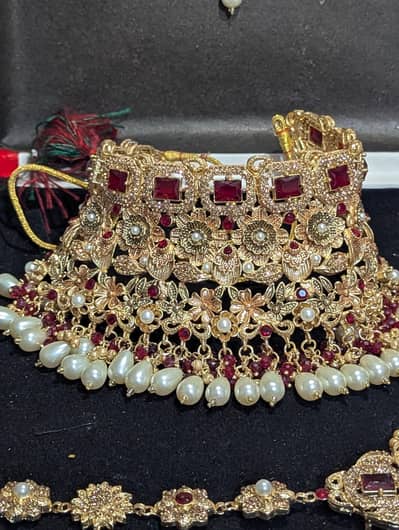 Elegant Heavy Bridal Jewelry Set - Complete 4-Piece