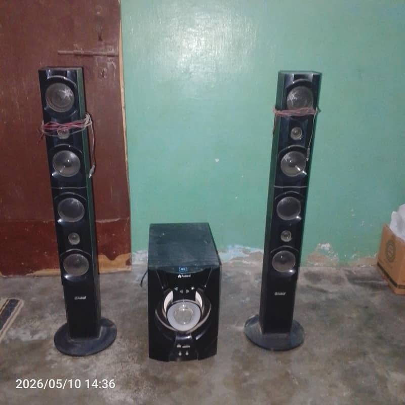 r. b audionic 110 0