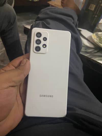 samsung a52 8+8ram rom 128. . . 03067223674