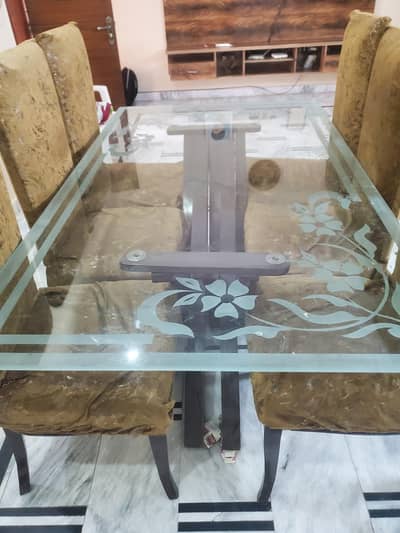 dining table with chairs