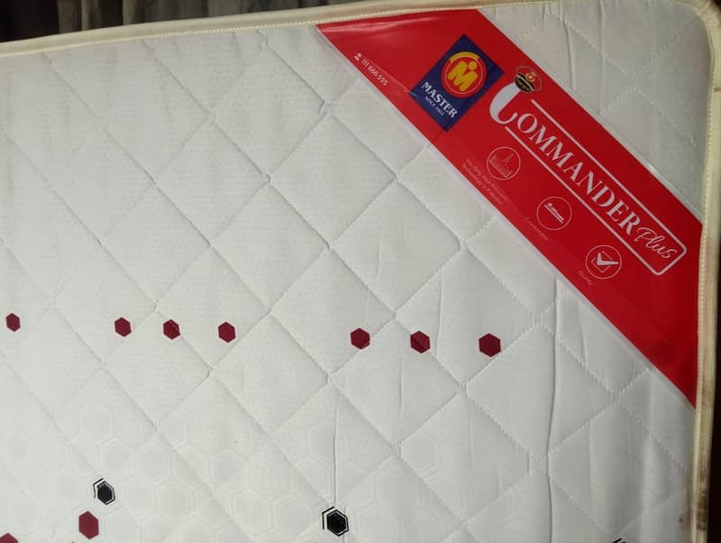 mattress master commander 0
