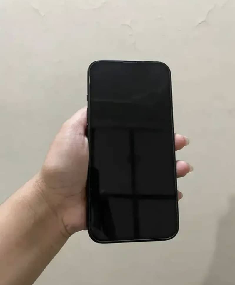Iphone 13 JV 3