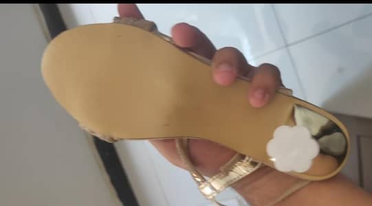 new heels  unused