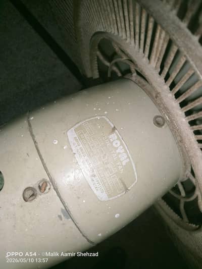 Pedestal Fan for sale