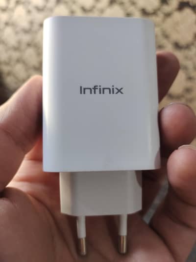 infinix 33w sec show option original box pack charger condition 10/10