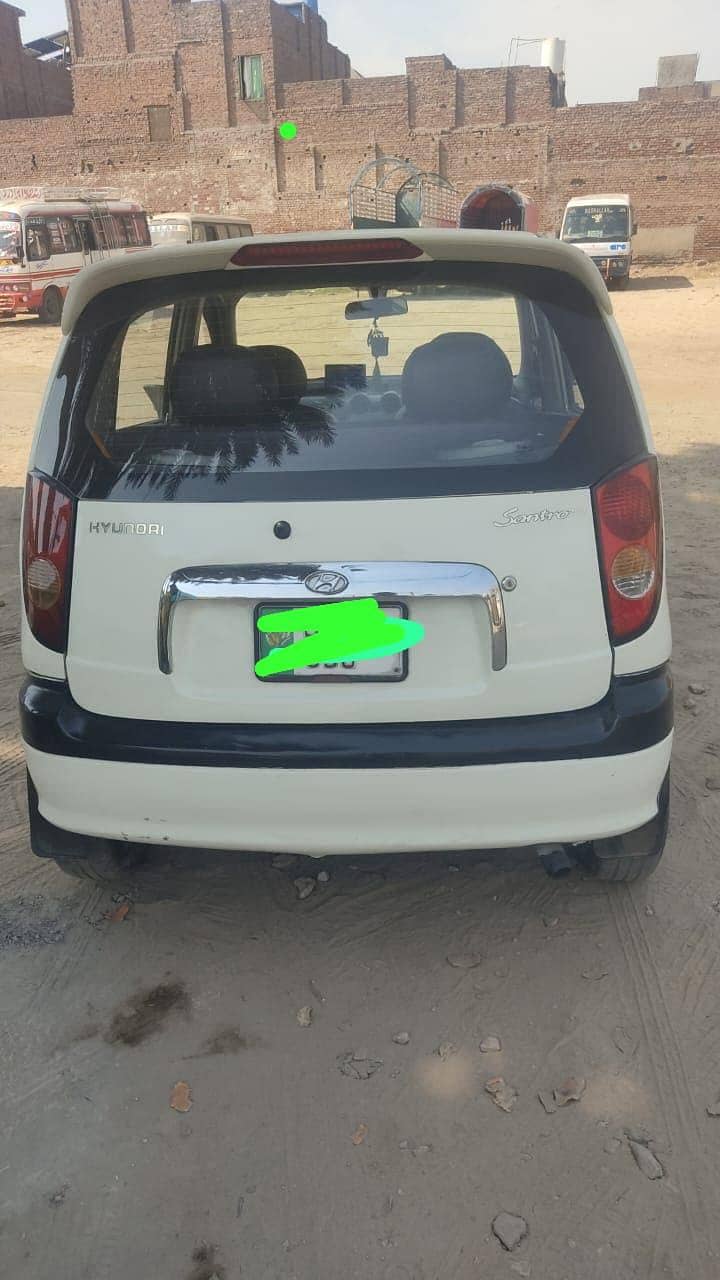 santro exctive 2