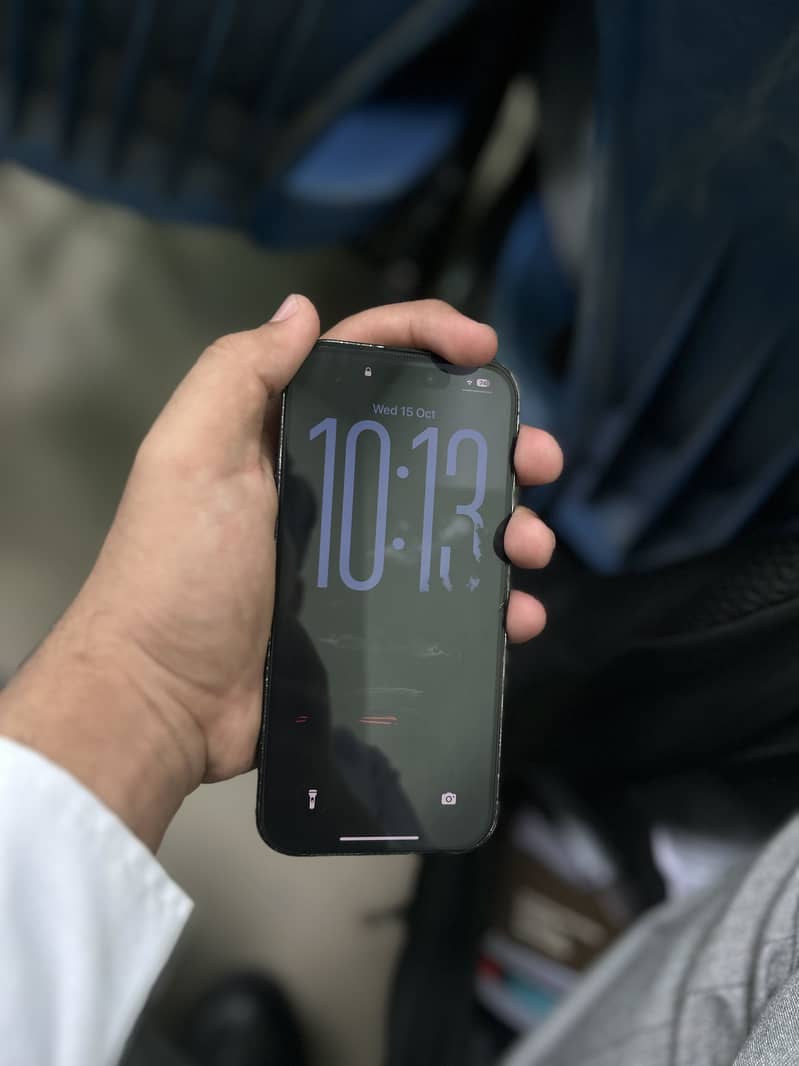 Iphone 14 pro jv 1