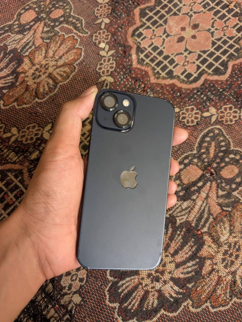 iPhone 13 3