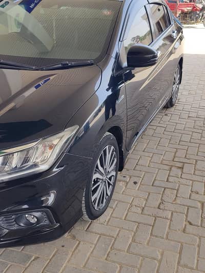 Honda Grace high breed