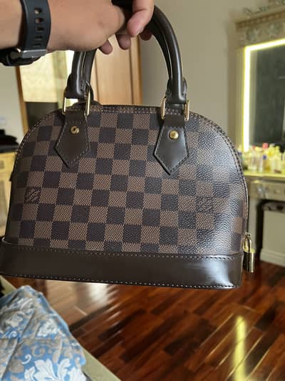 Louis Vuitton Alma BB in Damier Ebene canvas