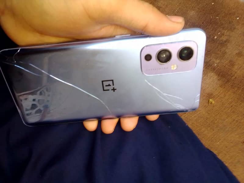 One Plus 9 5g 6
