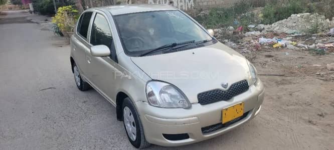 Toyota Vitz 2004 1000 cc with 4 cylinder