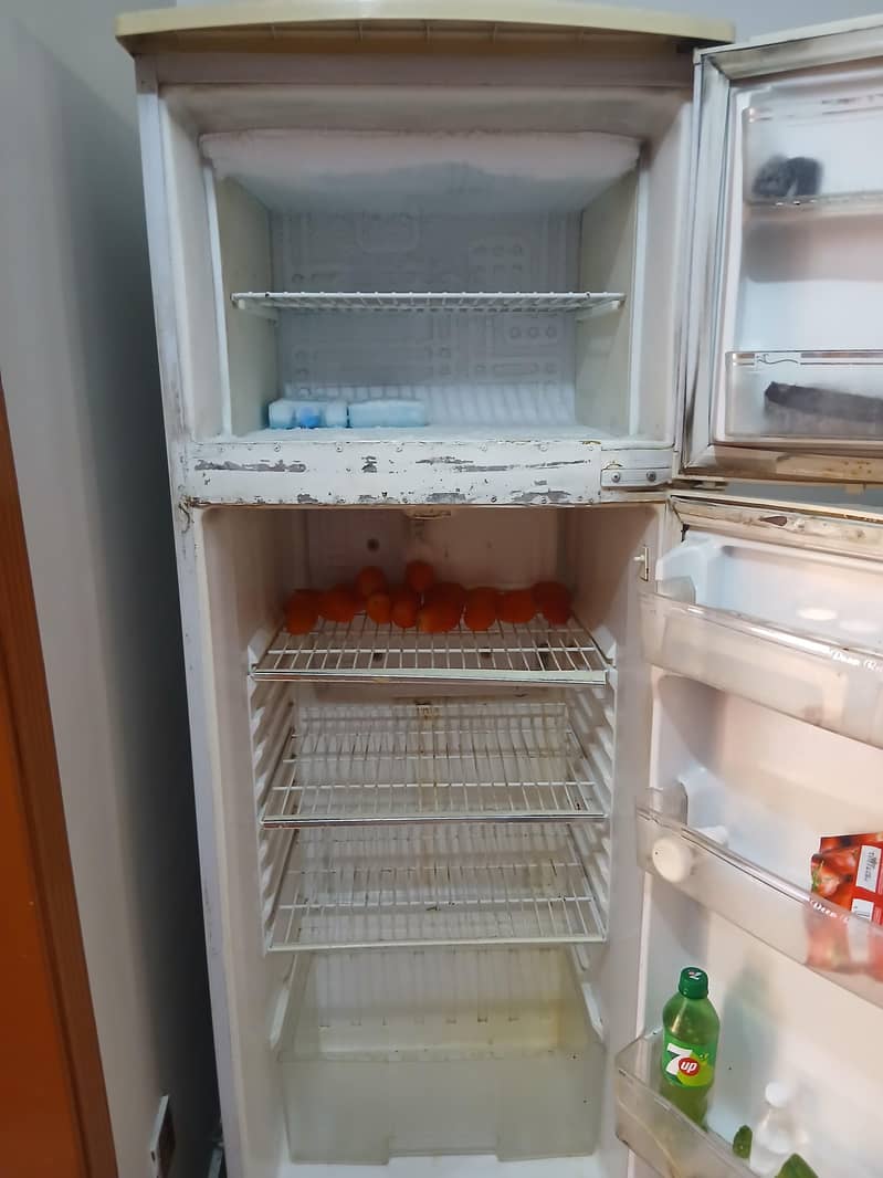 old refrigrator 0