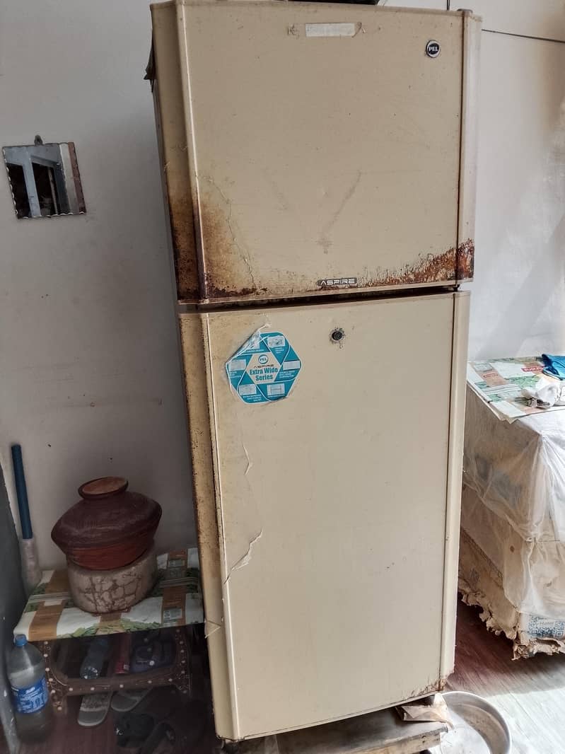 per Refrigerator 3