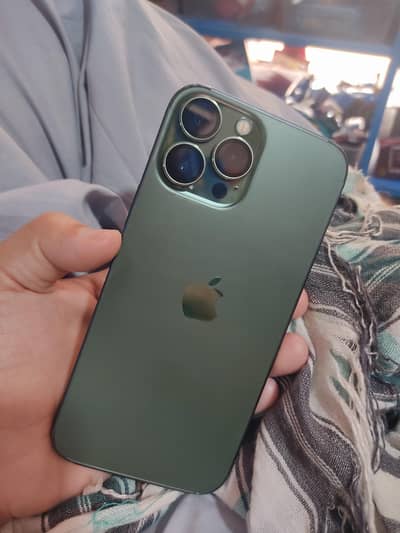 IPhone 13 Pro Max LLA model