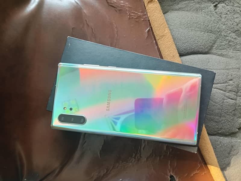 note 10 plus 1