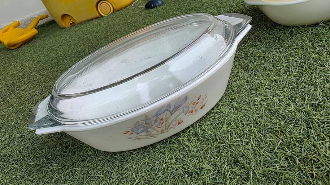 Dinner Set (CorningWare Pyrex) 7