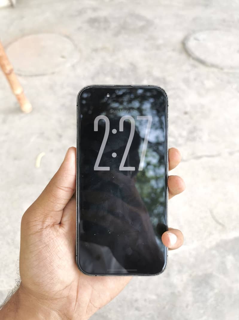 iPhone 14 Pro 5
