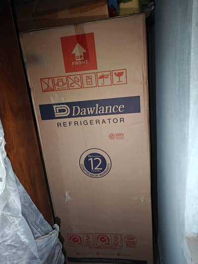 Dawlance frige small size.