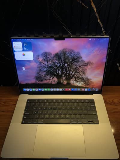MacBook Pro M1 chip 2021
