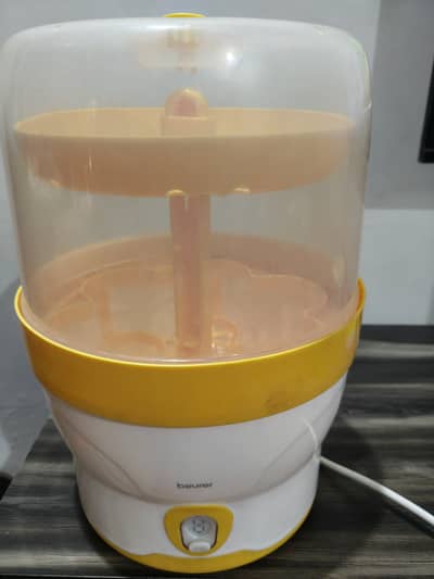 The bottle sterilizer like as good as new.
