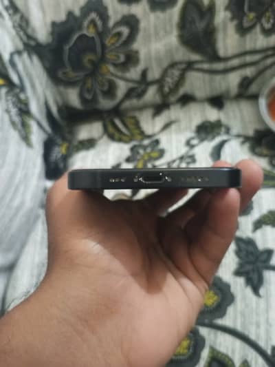 iPhone 12 64gb black