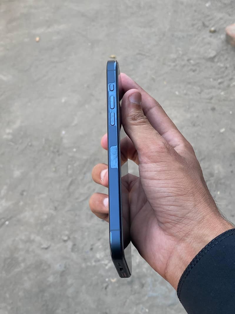 Iphone 15 pro max 1