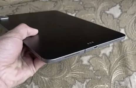 iPad pro 2020 128gb 2nd generation 11 inches I pad