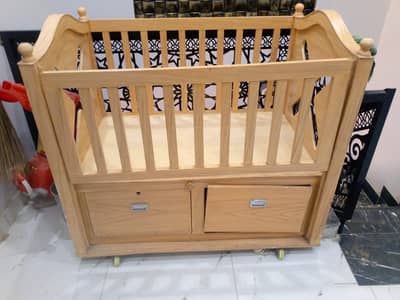 baby cot for sale 9/10 condition